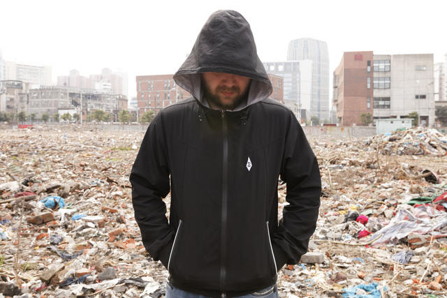 3時のあなたページ 岡本太玖斗 × 大澤悠大「音楽とグラフィックデザインーー音を